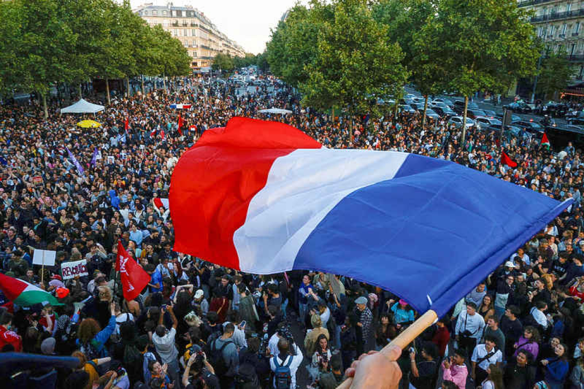 France 'dangerously exposed' in case of economic shock, national audit office says 
